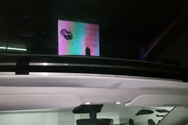 Tesla Model Y 2021 #20 Tesla Model Y 2021 car image #20