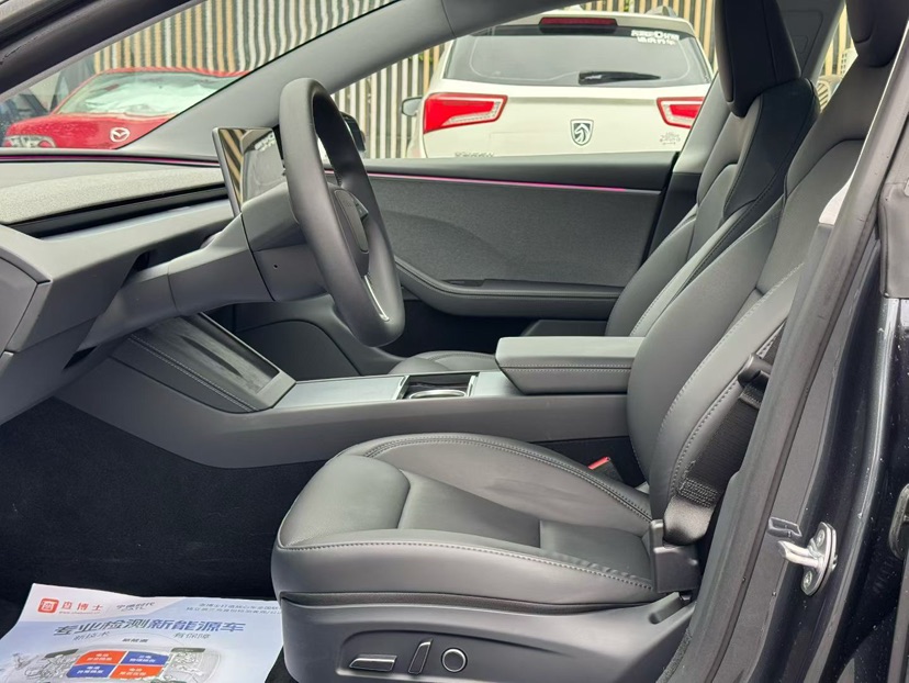 Tesla Model 3 2025 #4 Tesla Model 3 2025 car image #4