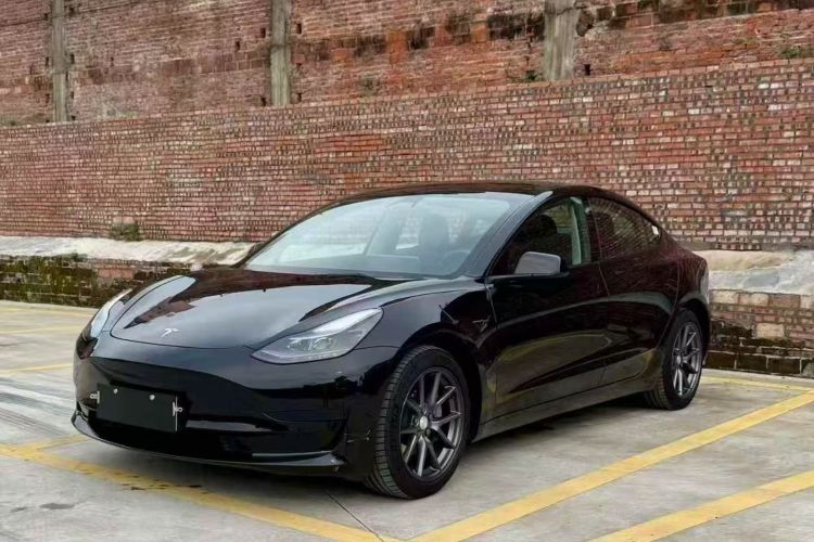 Tesla Model 3 2021 #2 Tesla Model 3 2021 immagine di auto #2
