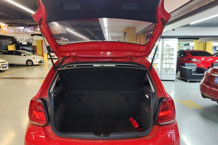 Volkswagen Polo 2018 car image #19