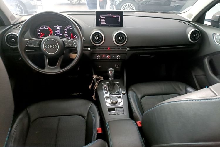 Audi A3 2018 car image #10