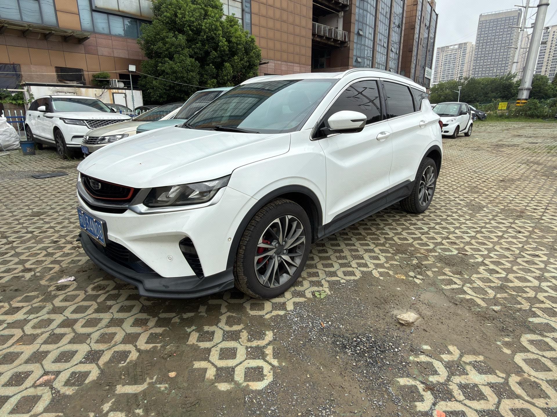 GEELY Coolray 2019 GEELY Coolray 2019 immagine di auto