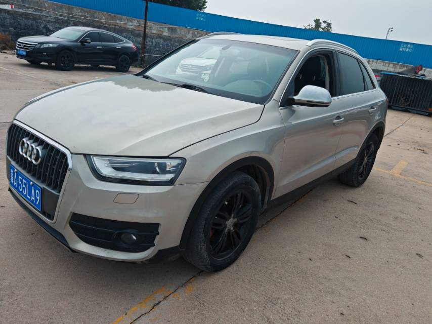 Audi Q3 2014 immagine di auto 