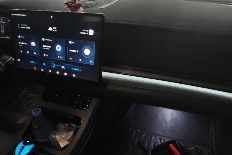 BYD Han 2022 car image #27
