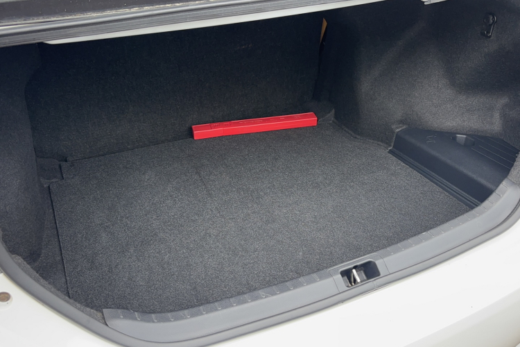 2015 #28 2015 car image #28