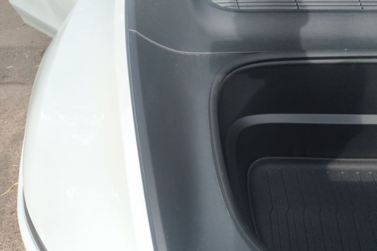 Tesla Model Y 2025 #24 Tesla Model Y 2025 car image #24