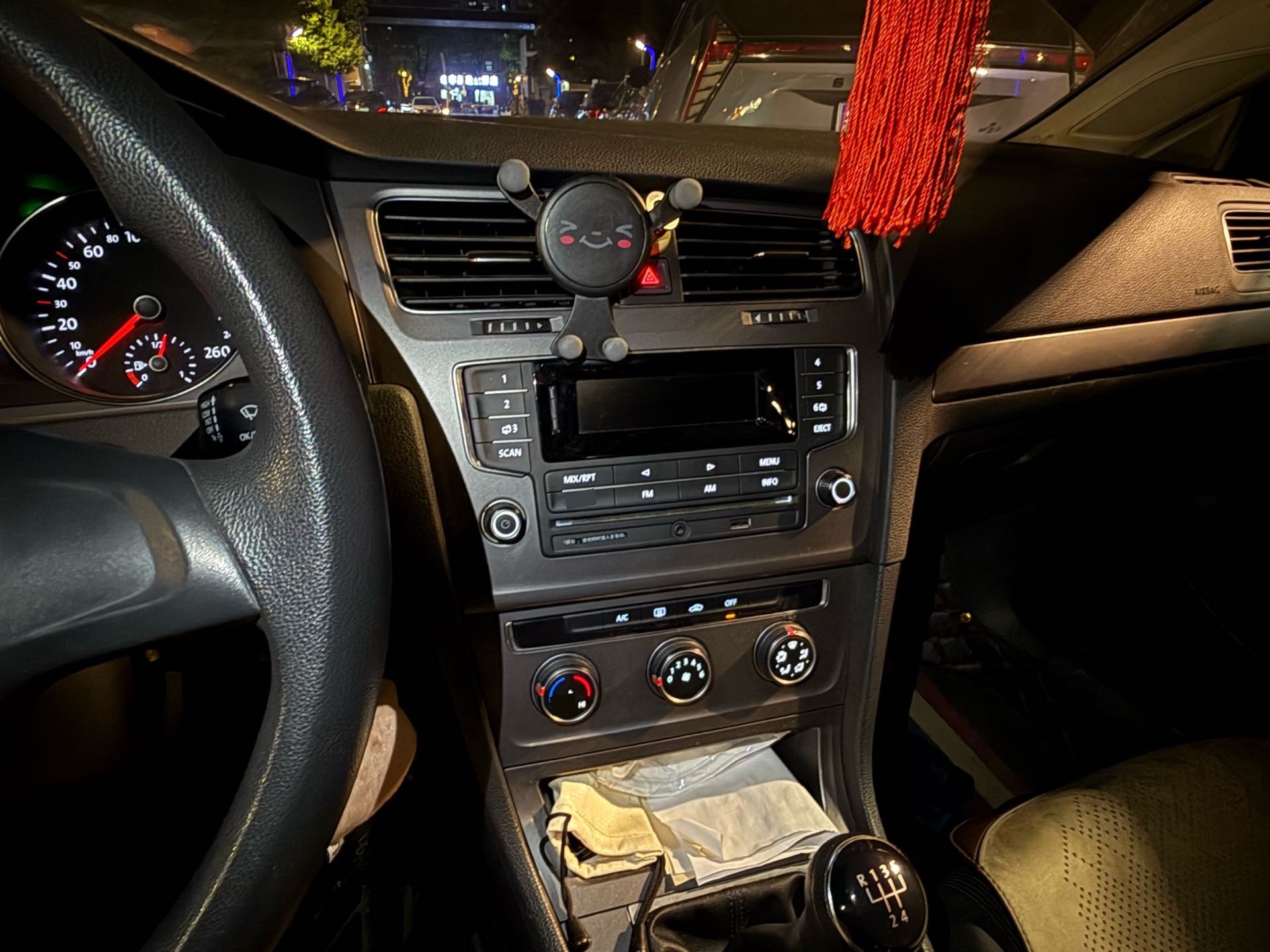 Volkswagen Golf 2014 car image #4