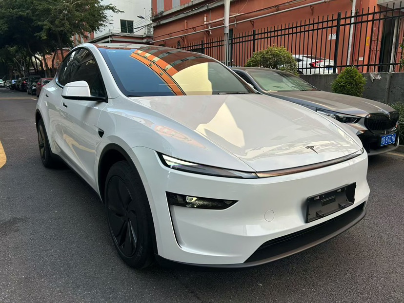 2026 immagine di auto #3