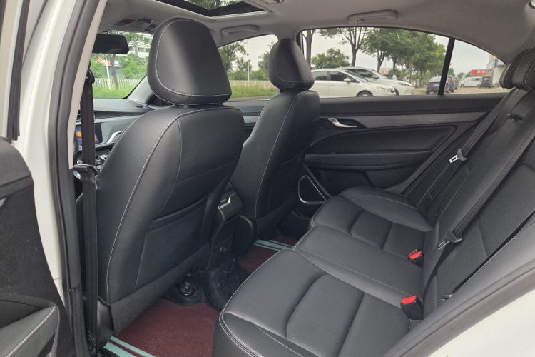 GEELY Emgrand 2021 #12 GEELY Emgrand 2021 car image #12