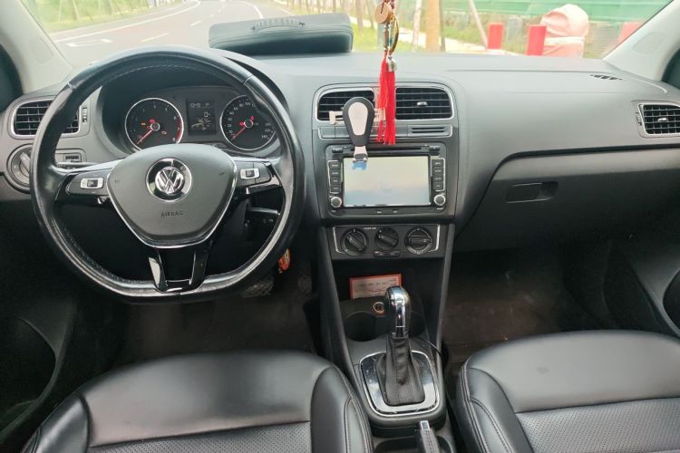 Volkswagen Polo 2016 #7 Volkswagen Polo 2016 car image #7