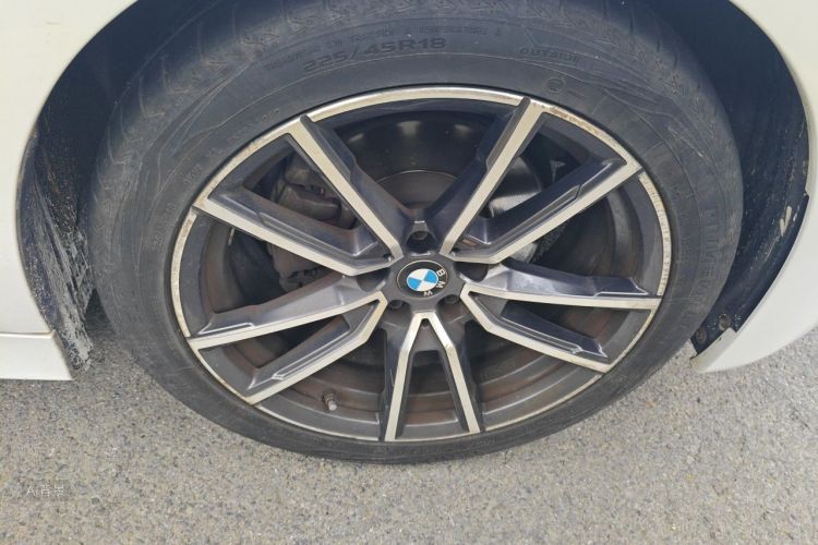 BMW 3 Series 2021 #9 BMW 3 Series 2021 car image #9