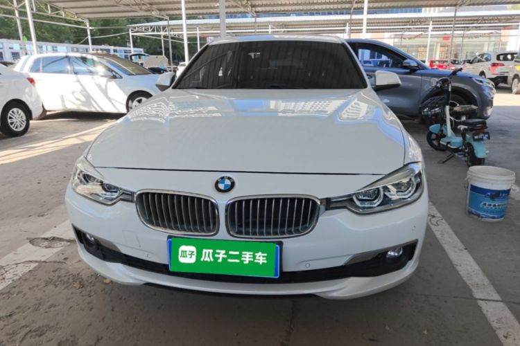 BMW 3 Series 2018 #3 BMW 3 Series 2018 car image #3