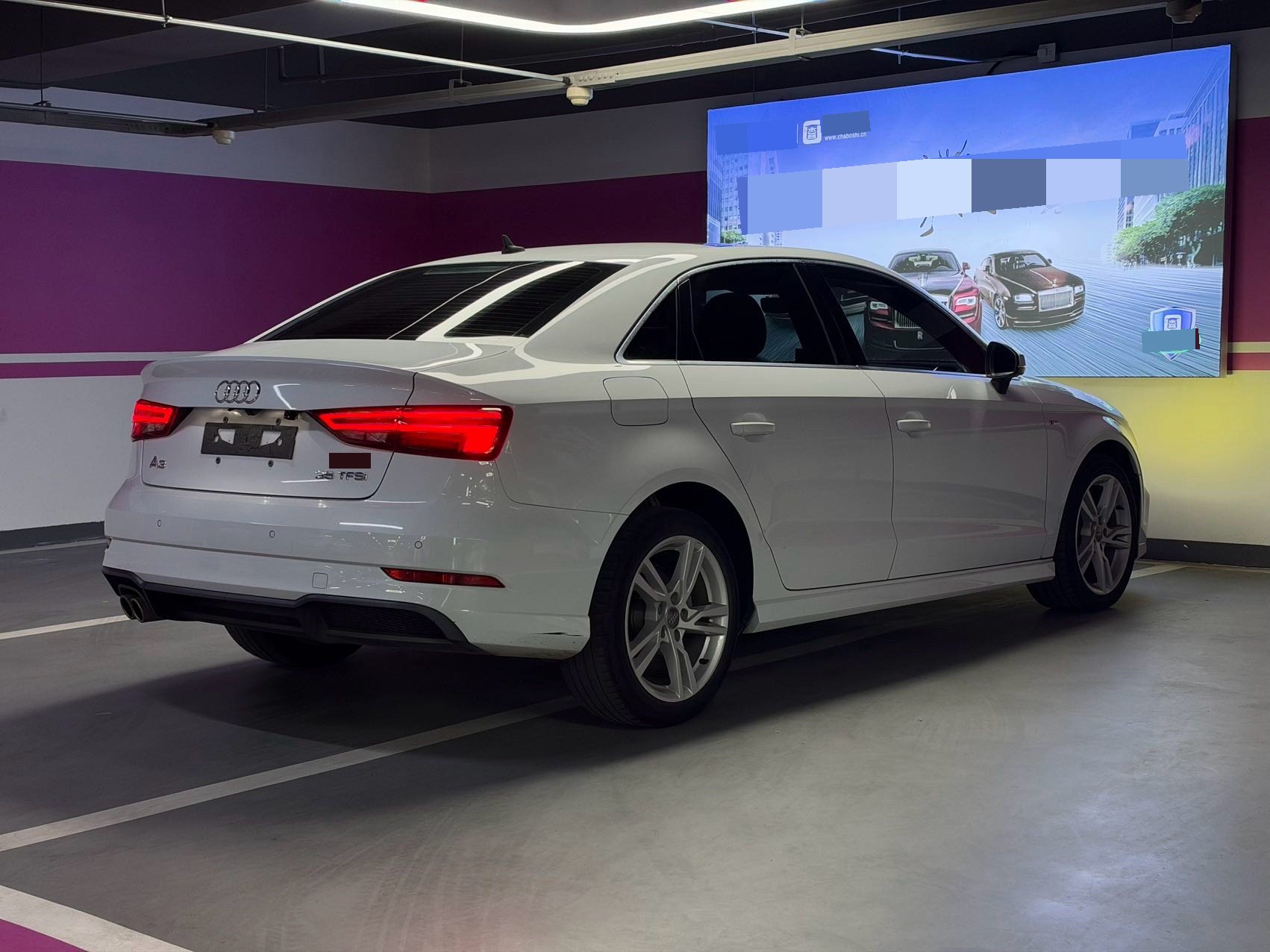 2020 car image #14