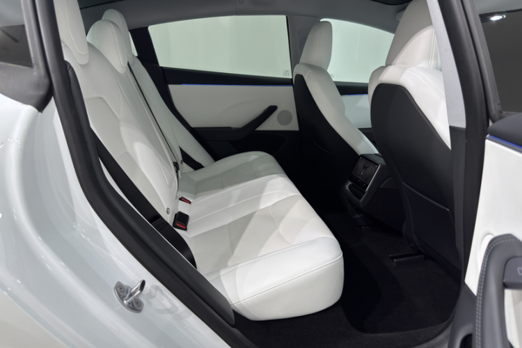 Tesla Model 3 2024 #17 Tesla Model 3 2024 car image #17