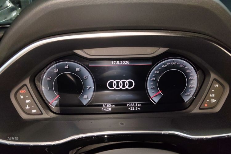 Audi Q3 2024 car image #13