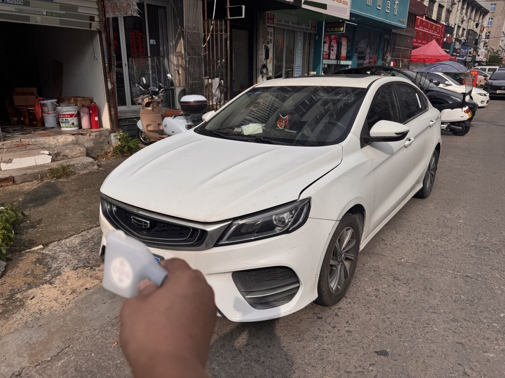 GEELY Binray 2019 car image 