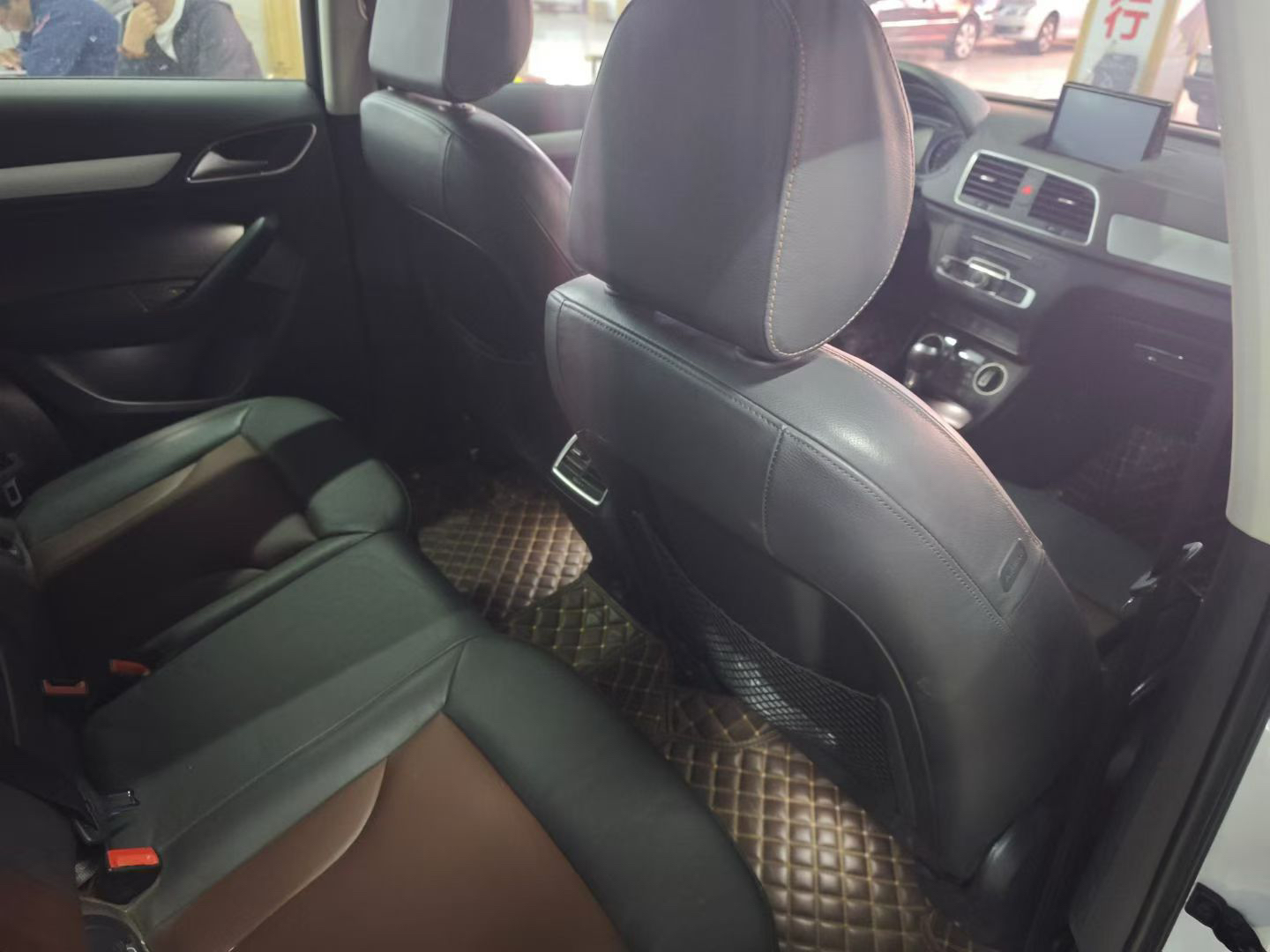 2018 imagen de coche #7