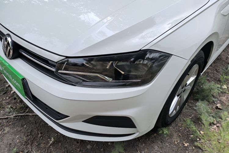 Volkswagen Polo 2021 car image #23