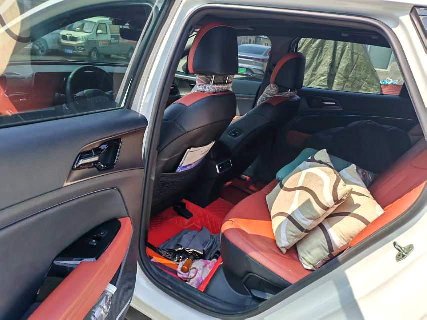 起亚 狮铂拓界 2023 汽车图片 #8