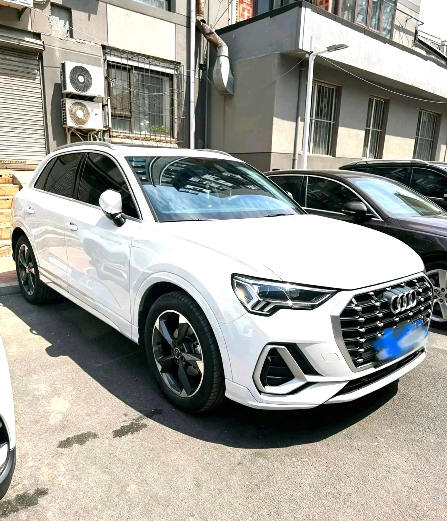 Audi Q3 2023 #4 Audi Q3 2023 car image #4