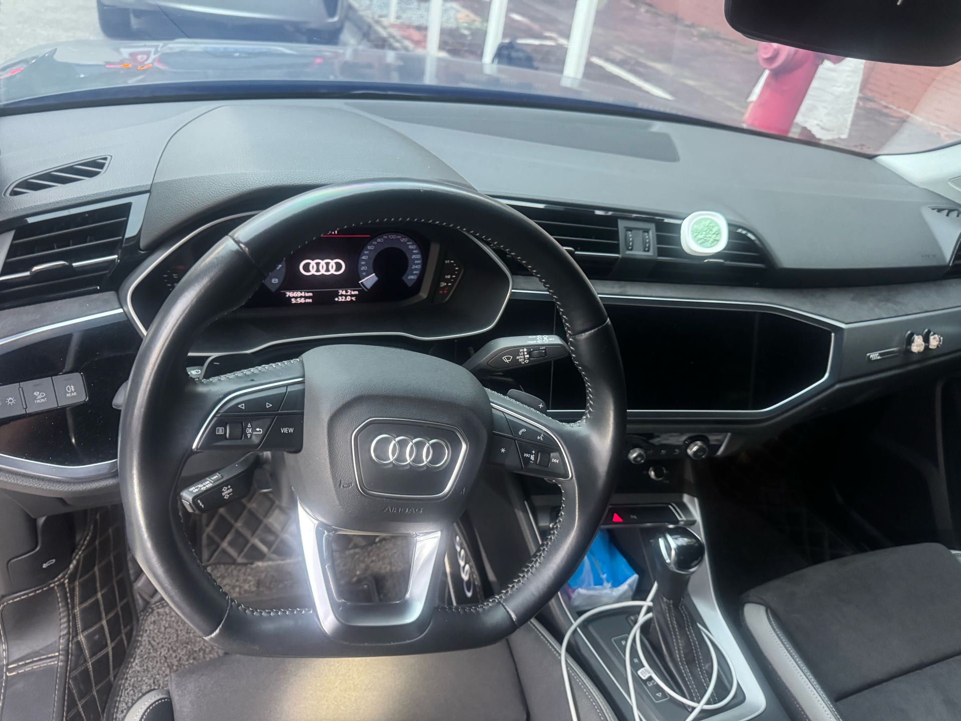 2019 image de voiture #2
