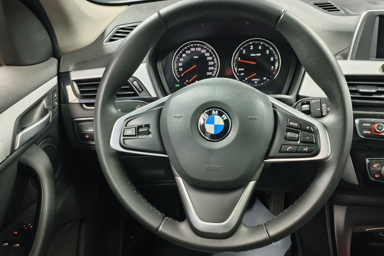 BMW X1 2018 #11 BMW X1 2018 car image #11