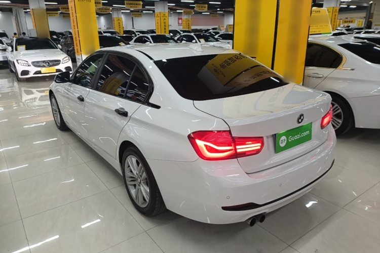 BMW 3 Series 2017 car image #5