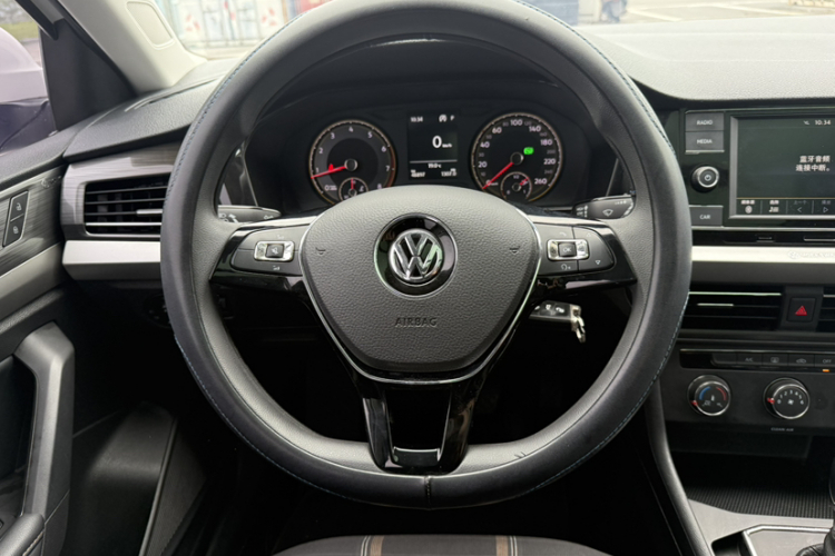 Volkswagen Lavida 2020 car image #10