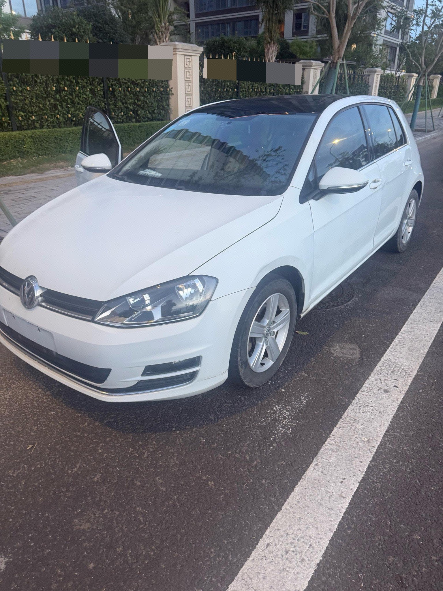 Volkswagen Golf 2014 car image 