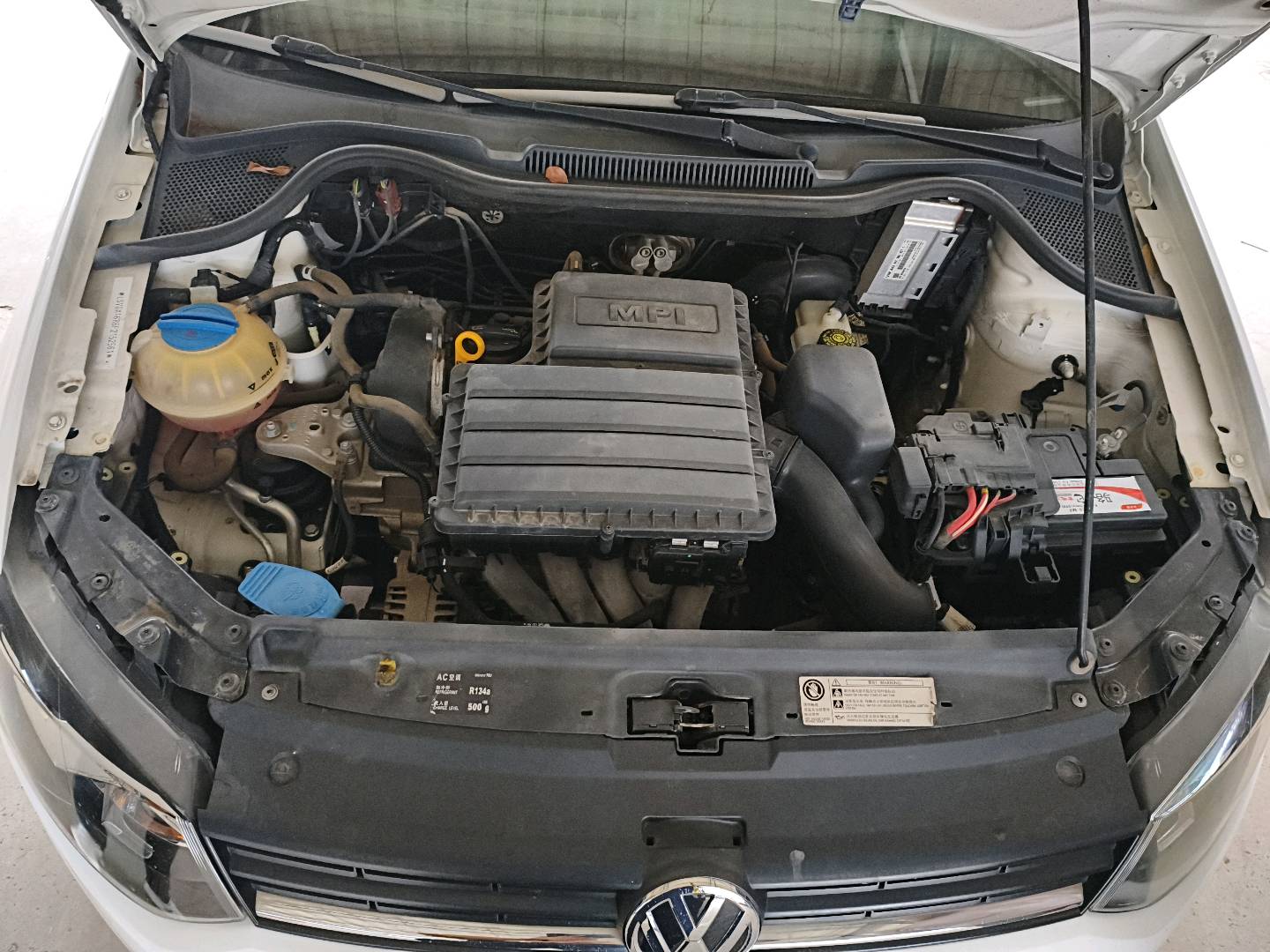 Volkswagen Polo 2015 #16 Volkswagen Polo 2015 car image #16