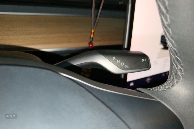 Tesla Model 3 2023 car image #16