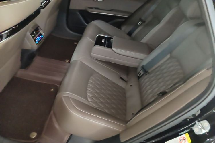 BYD Han 2021 #17 BYD Han 2021 car image #17