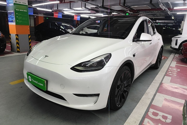 Tesla Model Y 2022 #2 Tesla Model Y 2022 car image #2