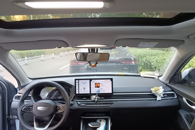 GEELY Emgrand 2025 car image #11