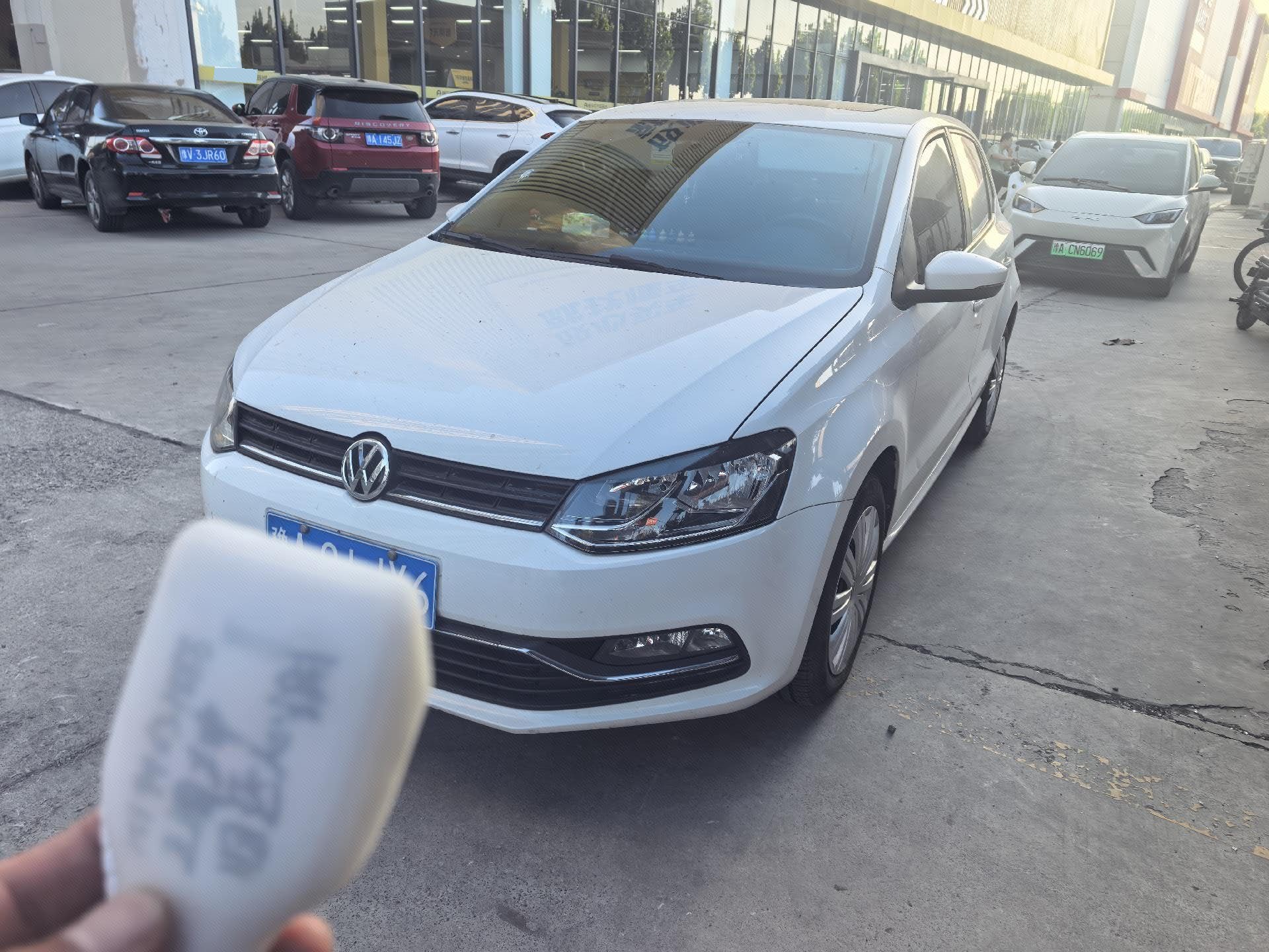 Volkswagen Polo 2017 Volkswagen Polo 2017 car image