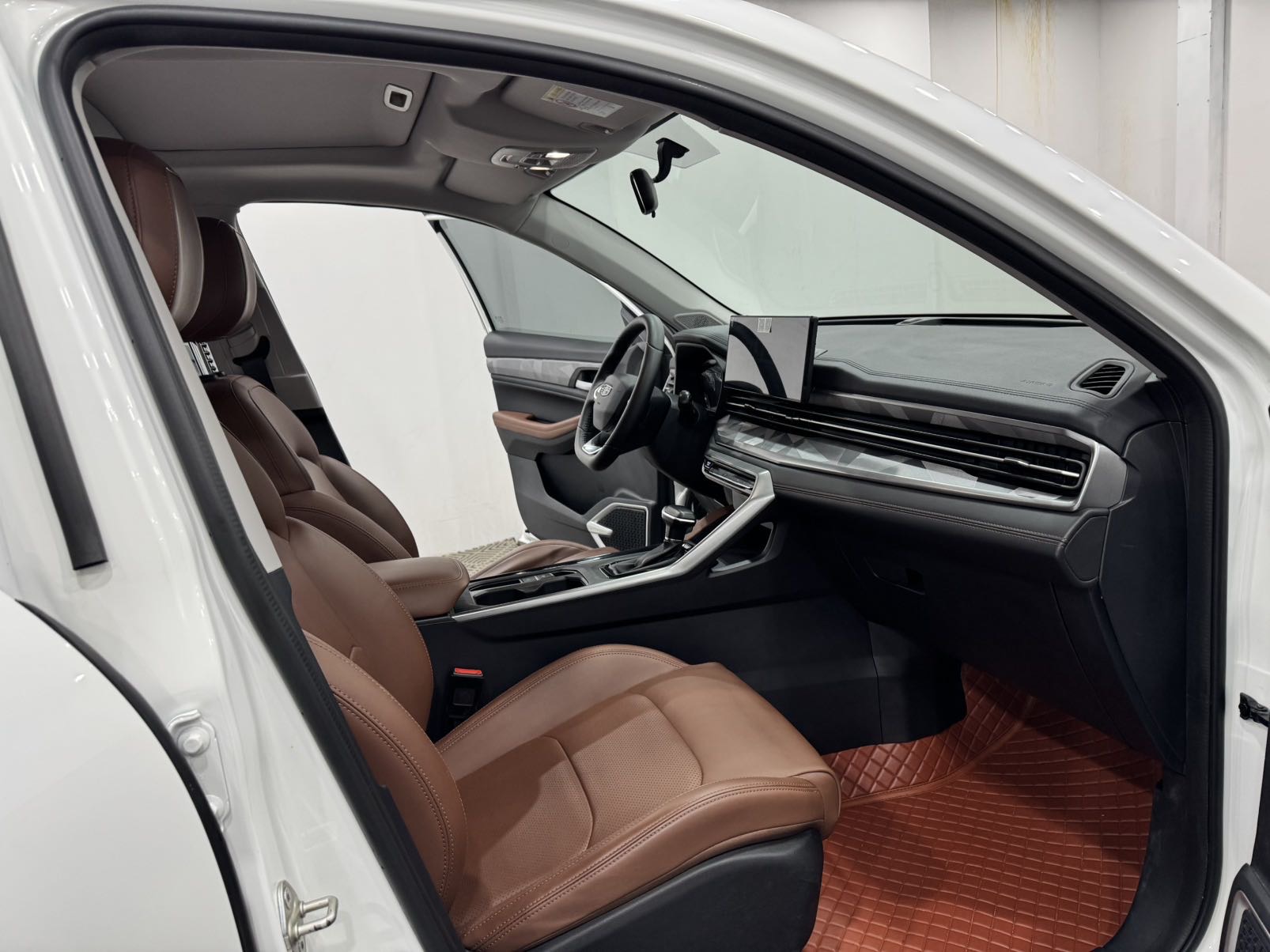 GEELY Vision X6 2023 imagen de coche #4