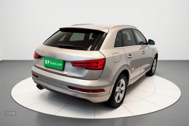 Audi Q3 2018 car image #7