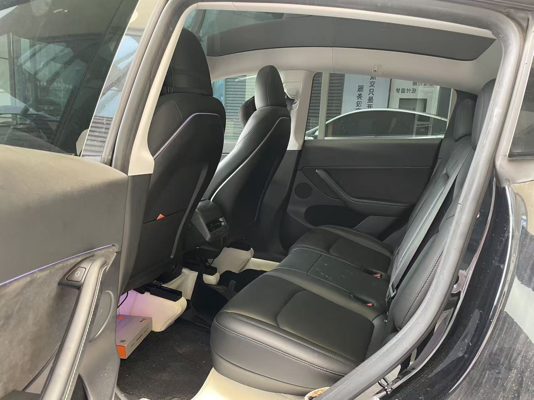 Tesla Model Y 2023 #8 Tesla Model Y 2023 car image #8