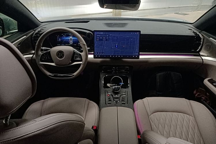 BYD Han 2024 car image #10
