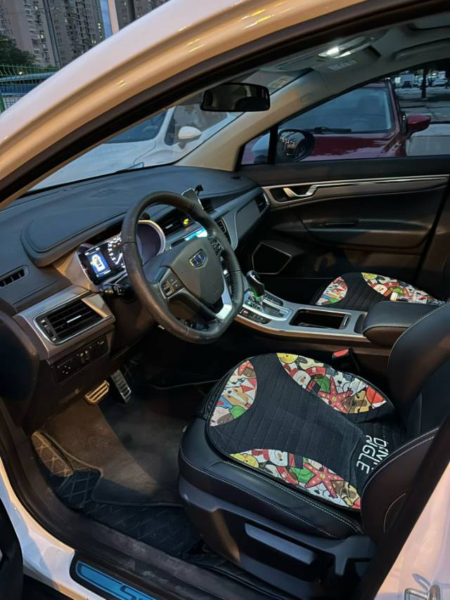 GEELY Emgrand GS 2018 #4 GEELY Emgrand GS 2018 immagine di auto #4