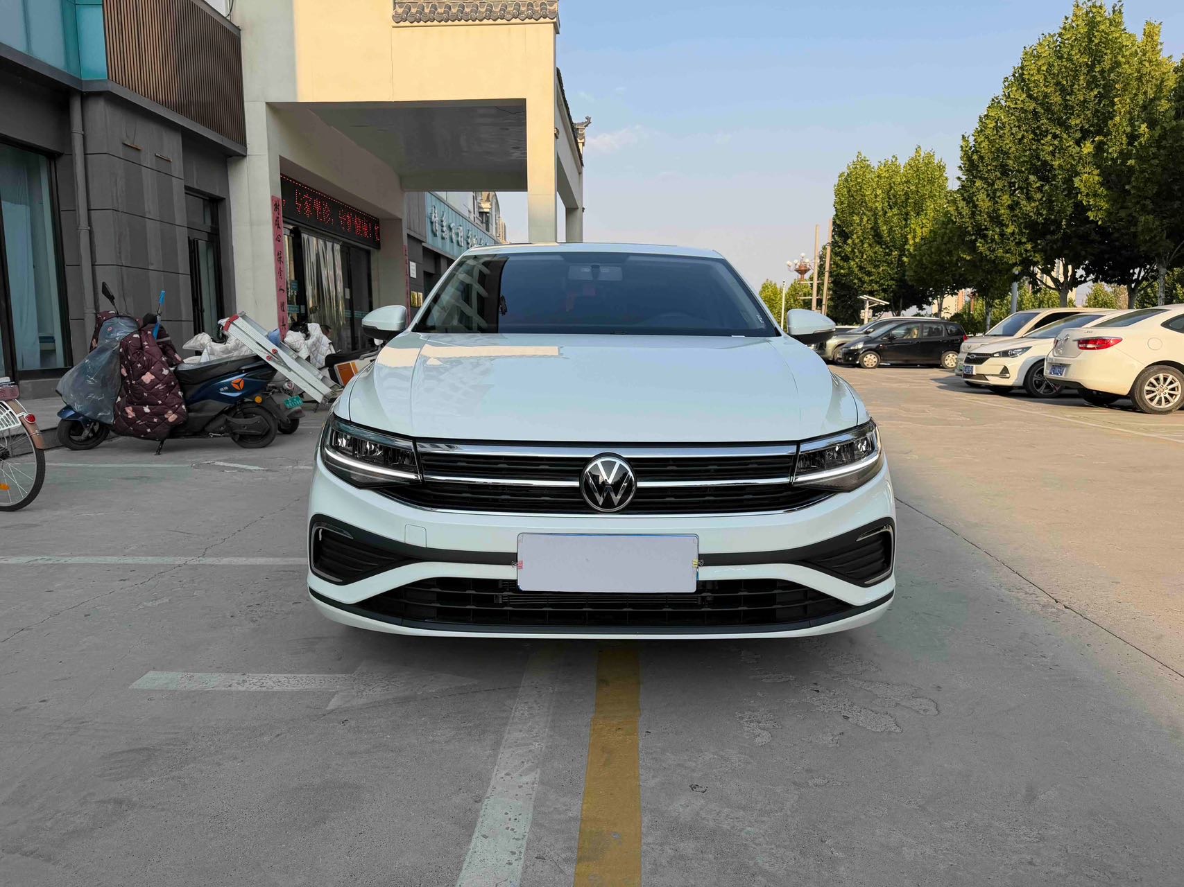 Volkswagen Bora 2025 car image #2