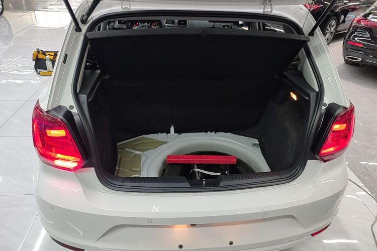 Volkswagen Polo 2019 #21 Volkswagen Polo 2019 car image #21