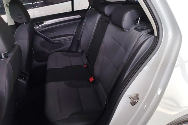 Volkswagen Golf 2018 #17 Volkswagen Golf 2018 car image #17