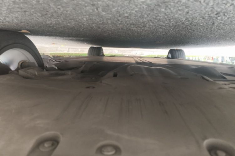 Tesla Model Y 2023 #27 Tesla Model Y 2023 car image #27