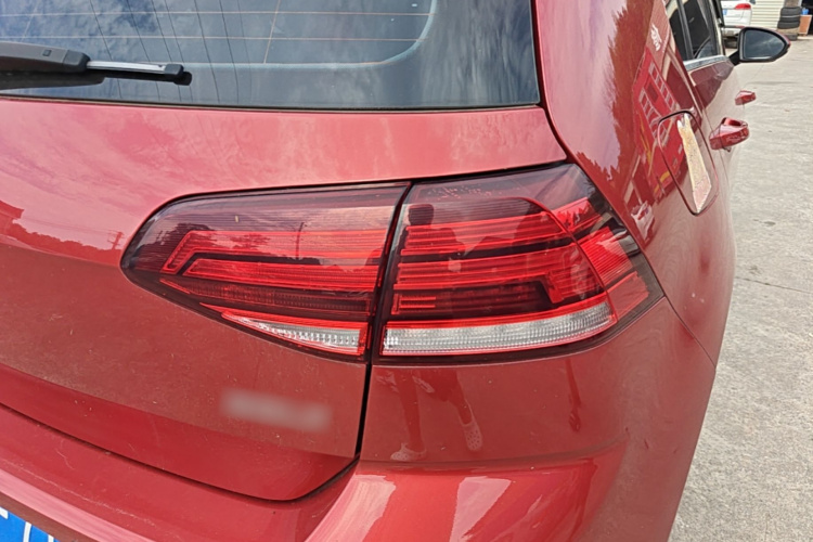 Volkswagen Golf 2019 #8 Volkswagen Golf 2019 car image #8