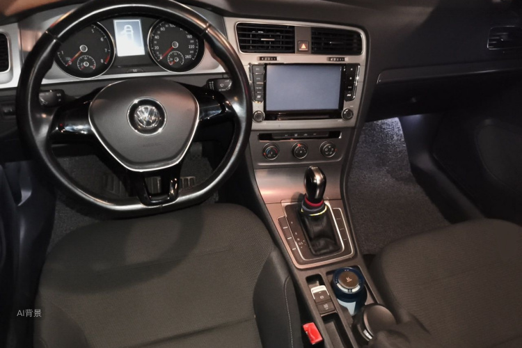 Volkswagen Golf 2015 car image #11