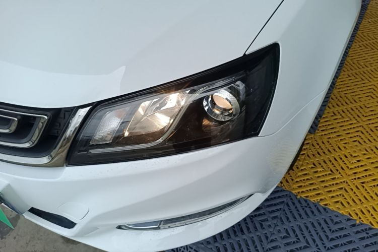 GEELY Emgrand 2017 #23 GEELY Emgrand 2017 car image #23