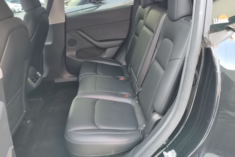 Tesla Model Y 2023 #17 Tesla Model Y 2023 car image #17