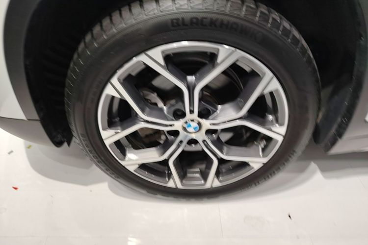 BMW X1 2020 imagen de coche #9