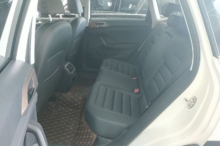 Volkswagen Tharu 2019 #17 Volkswagen Tharu 2019 car image #17